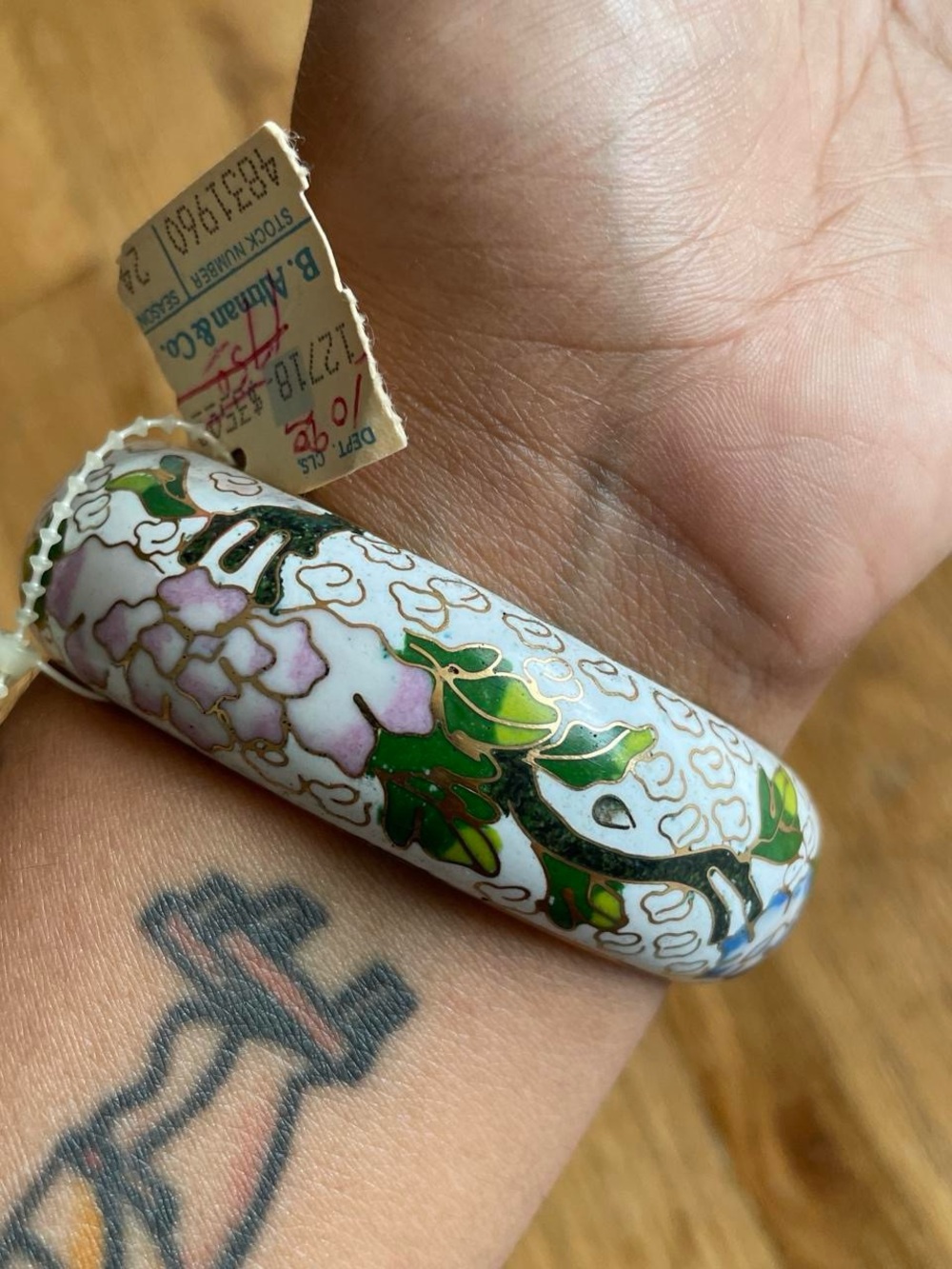 White Floral 70s enamel Cloisonné bangle Bracelet